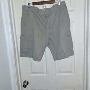 Mens wrangler authentic carpenter shorts size 38"